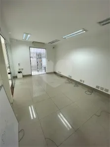 Casa Comercial com 3 Quartos para venda ou aluguel, 186m² no Vila Gumercindo, São Paulo