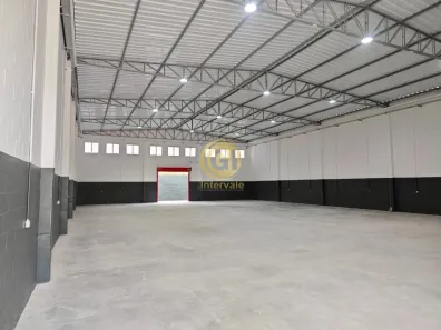 Galpão / Depósito / Armazém com 3 Quartos para alugar, 671m² no Jardim Califórnia, Jacareí