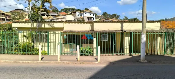 Casa com 3 Quartos para alugar, 258m² no A Definir, Caeté