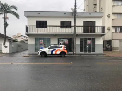 Conjunto Comercial / Sala para alugar, 87m² no Centro, Jaraguá do Sul