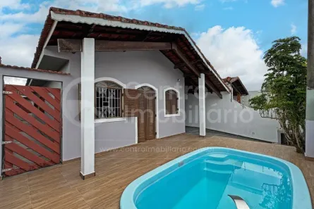 Casa com 3 Quartos à venda, 117m² no Parque Balneario Oasis, Peruíbe