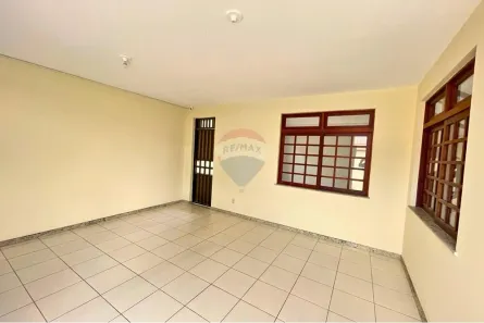 Casa com 4 Quartos à venda, 280m² no Pereira Lobo, Aracaju