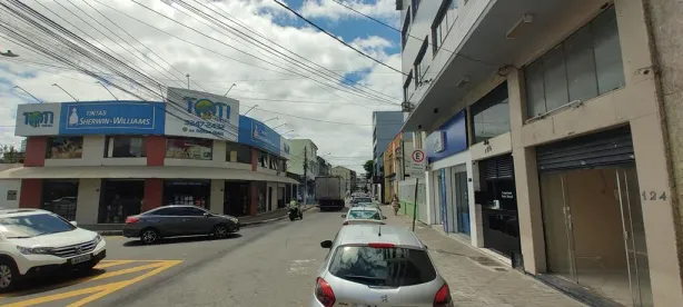 Loja / Salão / Ponto Comercial à venda, 51m² no Aterrado, Volta Redonda