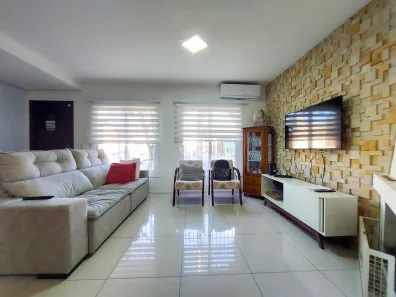 Casa com 3 Quartos à venda, 121m² no Nossa Senhora das Graças, Canoas