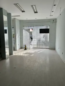 Loja / Salão / Ponto Comercial para venda ou aluguel, 90m² no Jardim Amália, Volta Redonda