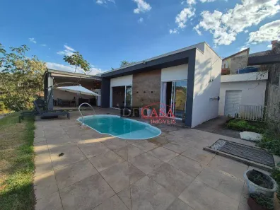 Fazenda / Sítio / Chácara com 2 Quartos à venda, 130m² no Igaratá, Igaratá