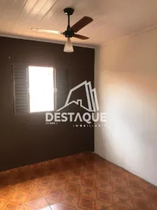 Casa com 2 Quartos para alugar, 250m² no , Regente Feijó