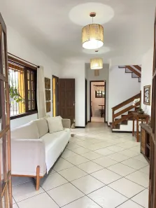 Casa com 3 Quartos à venda, 175m² no Samambaia, Petrópolis