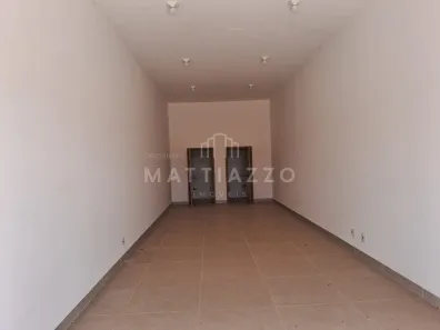Loja / Salão / Ponto Comercial para alugar, 52m² no Parque Pompeu, Limeira