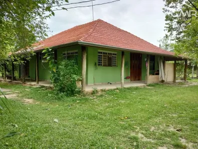 Fazenda / Sítio / Chácara com 2 Quartos à venda, 721m² no Paulicéia, Piracicaba