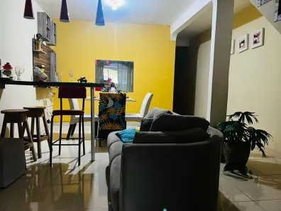 Casa com 3 Quartos para alugar, 150m² no São José, Marituba