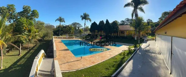 Fazenda / Sítio / Chácara com 6 Quartos à venda, 1000m² no , Laranjal Paulista