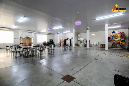 Galpão / Depósito / Armazém à venda, 582m² no Manoel Valinhas, Divinópolis