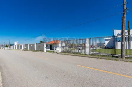 Galpão / Depósito / Armazém à venda, 2434m² no Costeira, São José dos Pinhais