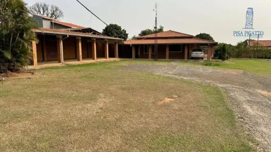 Fazenda / Sítio / Chácara com 3 Quartos para alugar, 560m² no João Aranha, Paulínia