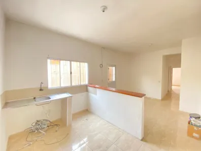 Sobrado com 2 Quartos para alugar, 48m² no Itororó, Embu-Guaçu