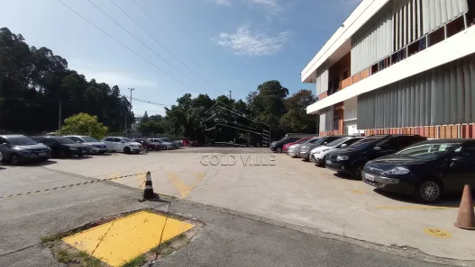 Prédio Inteiro para alugar, 1270m² no Núcleo Residencial Isabela, Taboão da Serra