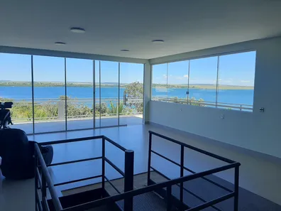 Fazenda / Sítio / Chácara com 7 Quartos à venda, 550m² no Taguatinga Centro, Brasília