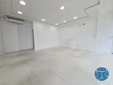 Loja / Salão / Ponto Comercial à venda, 39m² no Petrópolis, Natal