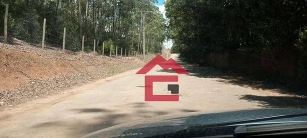 Fazenda / Sítio / Chácara com 4 Quartos à venda, 600m² no , Mairinque