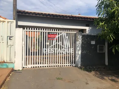 Casa com 2 Quartos para alugar, 250m² no , Regente Feijó
