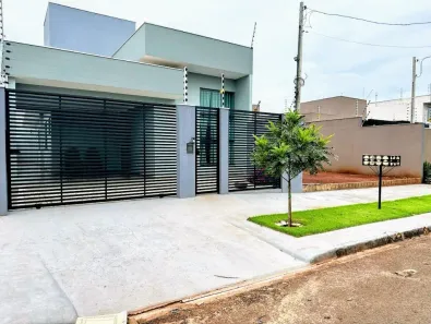 Casa de Condomínio com 3 Quartos à venda, 136m² no Bom Jardim, Maringá