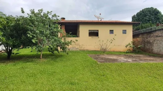 Fazenda / Sítio / Chácara com 2 Quartos à venda, 120m² no Parque Residencial Tancredi, Americana
