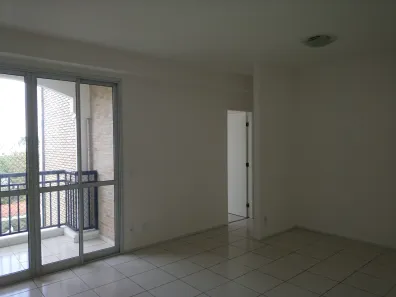Apartamento com 2 Quartos para alugar, 60m² no Adrianópolis, Manaus