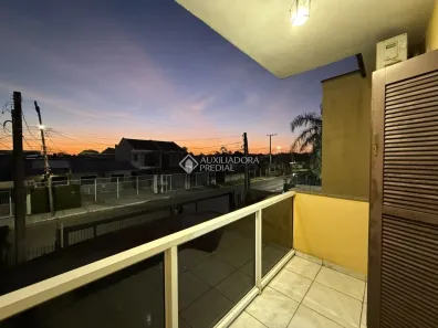 Sobrado com 3 Quartos à venda, 114m² no Niterói, Canoas