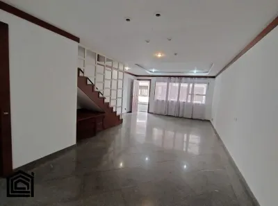 Casa de Condomínio com 5 Quartos para alugar, 165m² no Alto, Teresópolis