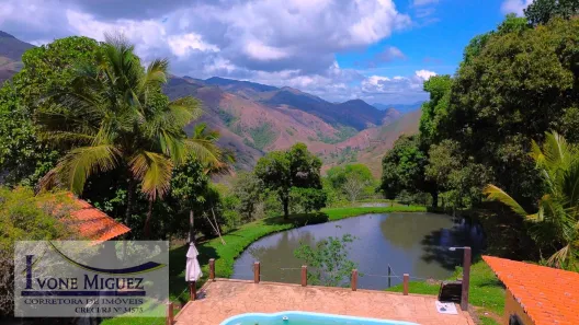 Fazenda / Sítio / Chácara com 5 Quartos à venda, 300m² no Barão de Javary, Miguel Pereira