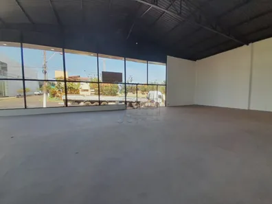 Loja / Salão / Ponto Comercial para alugar, 410m² no Centro, Sertãozinho