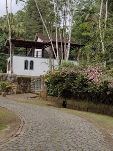 Casa de Condomínio com 3 Quartos à venda, 1680m² no Monte Oliveti, Guapimirim