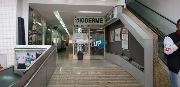 Loja / Salão / Ponto Comercial à venda, 48m² no Copacabana, Rio de Janeiro