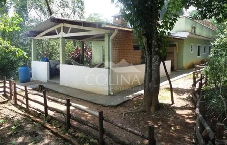 Fazenda / Sítio / Chácara com 3 Quartos à venda, 180m² no Centro, Pirapora do Bom Jesus