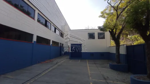 Galpão / Depósito / Armazém para venda ou aluguel, 3109m² no Jardim Triângulo, Taboão da Serra