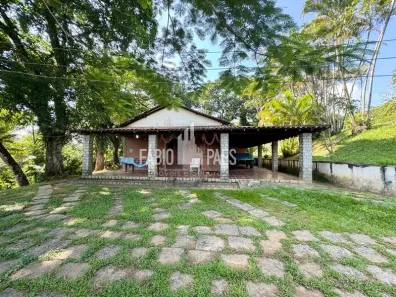 Fazenda / Sítio / Chácara com 7 Quartos à venda, 66000m² no Maraporã, Cachoeiras de Macacu