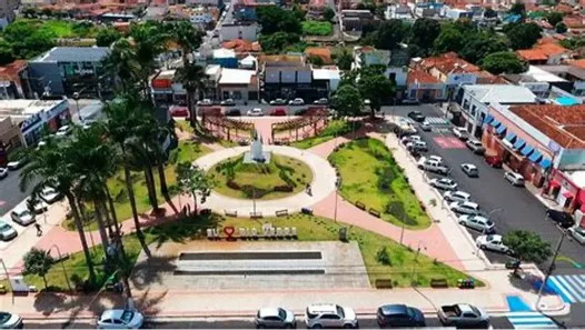 Terreno / Lote / Condomínio à venda, 180m² no Vila Carolina, Rio Verde