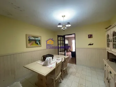 Fazenda / Sítio / Chácara com 4 Quartos para alugar, 2250m² no Curral, Ibiúna