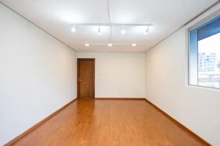 Conjunto Comercial / Sala para alugar, 120m² no Bigorrilho, Curitiba