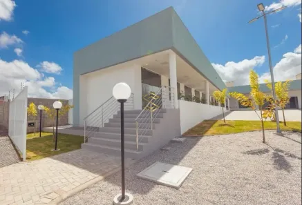 Loja / Salão / Ponto Comercial com 1 Quarto à venda, 18m² no Três Irmãs, Campina Grande