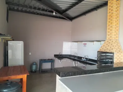 Loja / Salão / Ponto Comercial com 1 Quarto à venda, 170m² no Mansour III, Uberlândia