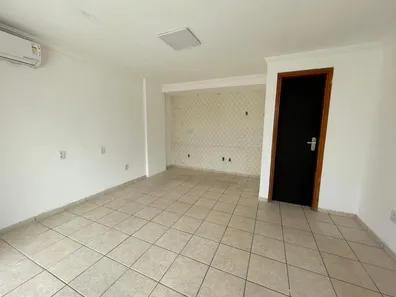 Loja / Salão / Ponto Comercial à venda, 155m² no Lagoa Nova, Natal