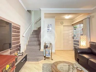 Sobrado com 3 Quartos à venda, 112m² no Jardim das Américas, Curitiba