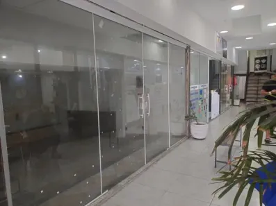 Loja / Salão / Ponto Comercial para alugar, 30m² no Centro, Nilópolis