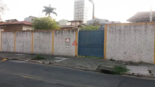 Casa com 3 Quartos à venda, 270m² no Centro, Pindamonhangaba