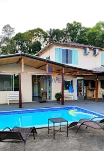 Fazenda / Sítio / Chácara com 9 Quartos à venda, 202m² no , Antonina