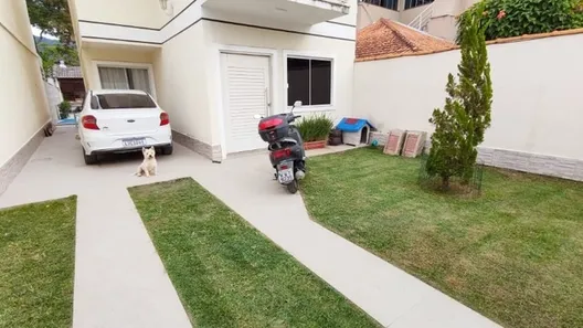 Sobrado com 4 Quartos à venda, 102m² no Serra Grande, Niterói