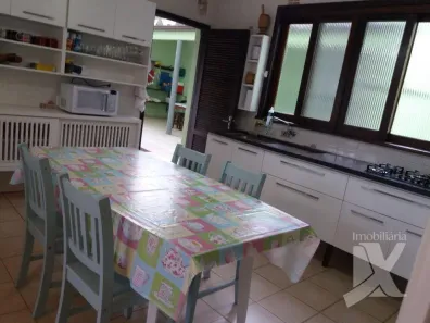 Casa com 4 Quartos para alugar, 250m² no Atami, Pontal do Paraná