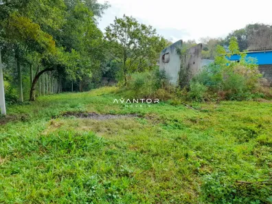 Terreno / Lote / Condomínio à venda, 708m² no Chácara das Flores, Santa Maria